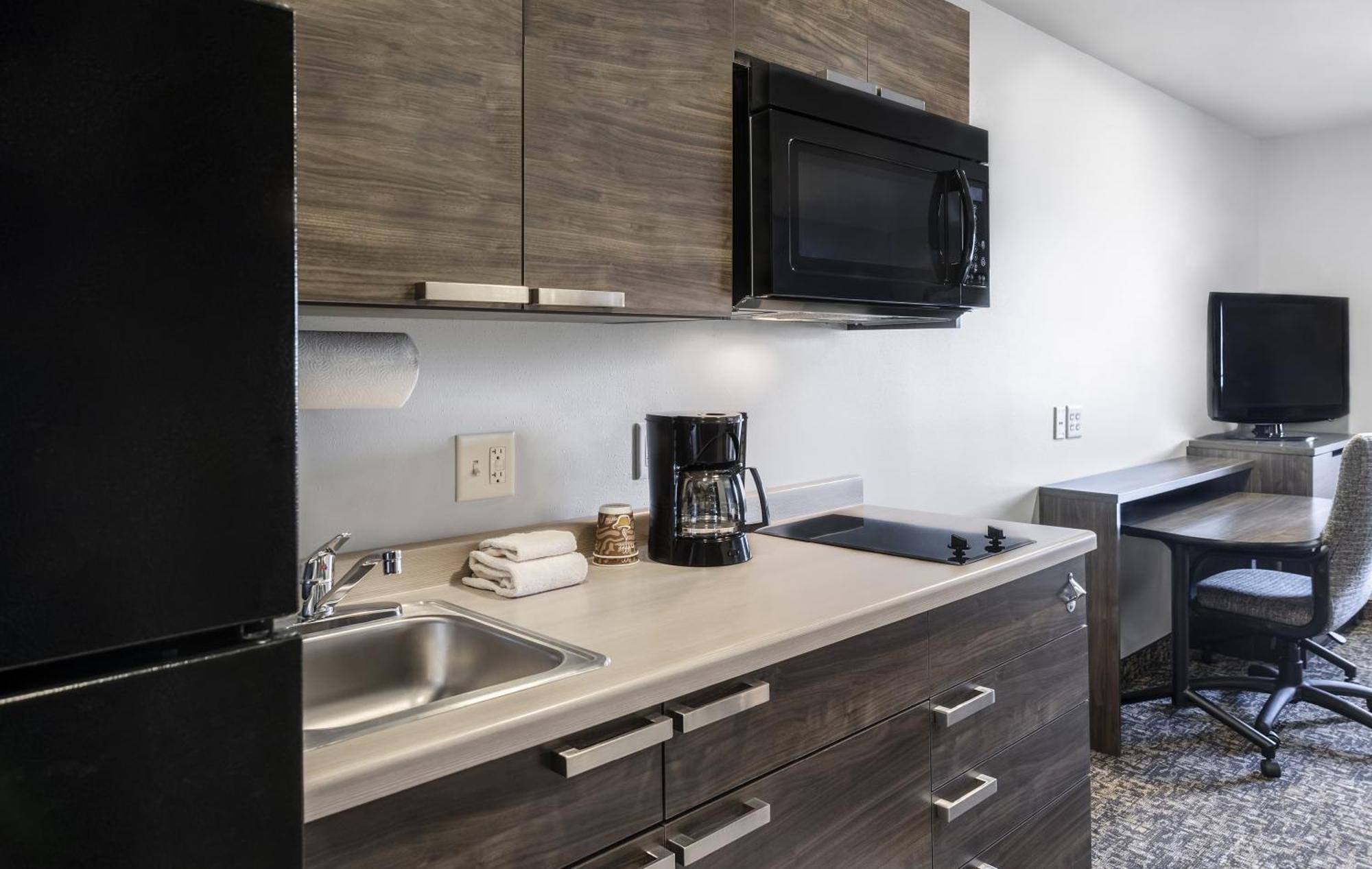 My Place Hotel-Huntersville, Nc Экстерьер фото